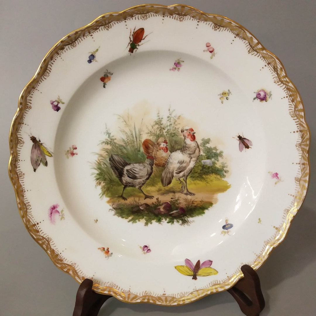 19世纪德国Meissen品牌手绘鸡、昆虫、镀金边赏盘 1件