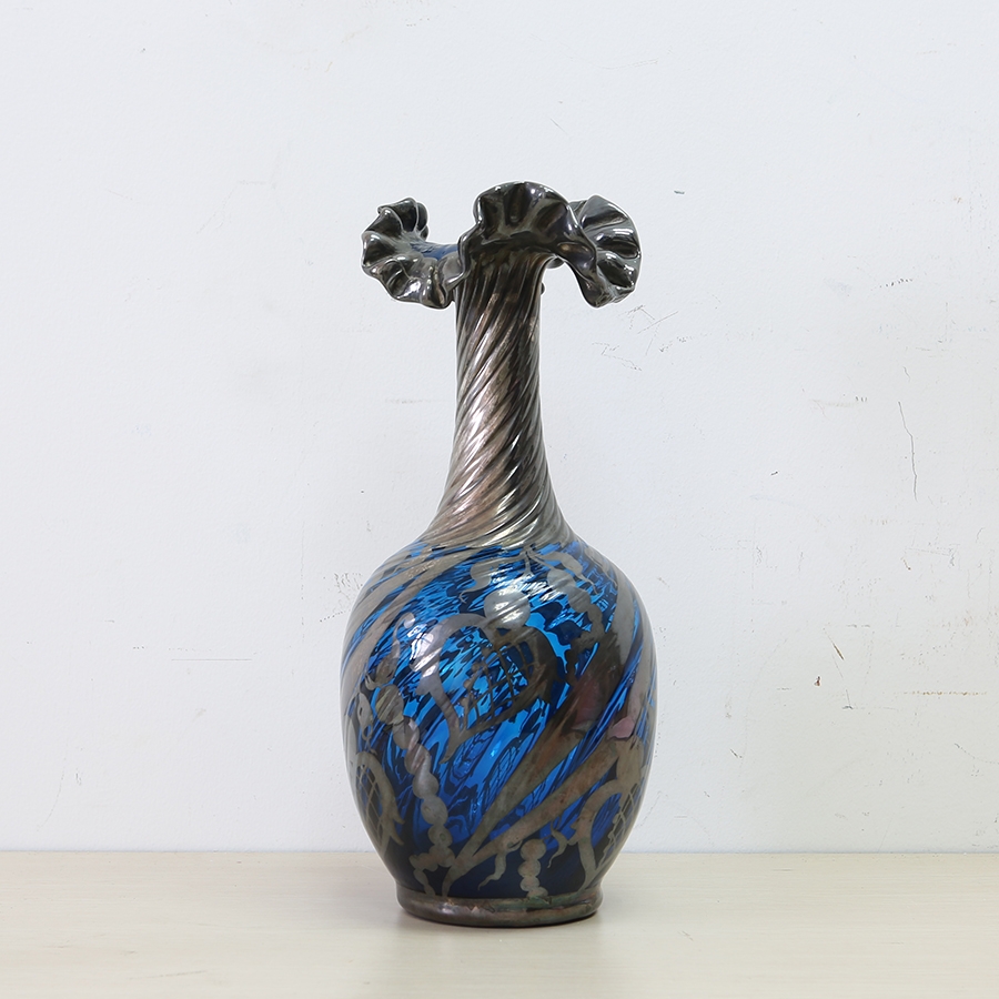 捷克波西米亚贴银蓝光玻璃花瓶