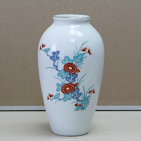 日本有田烧瑞松款柿佑卫门风格小花瓶	