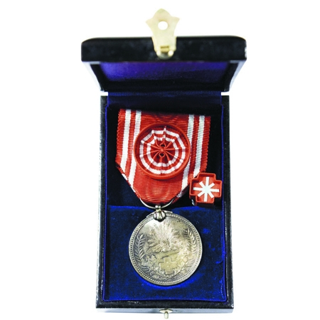 1888年日本明治二十一年红十字奖章（附盒）