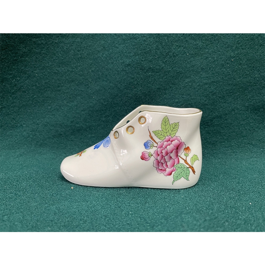匈牙利HEREND花卉"公主之鞋"瓷塑摆件